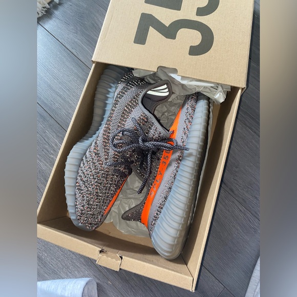 YEEZY BOOST 350 V2 ‘REFLECTIVE BELUGA’ - Picture 6 of 6